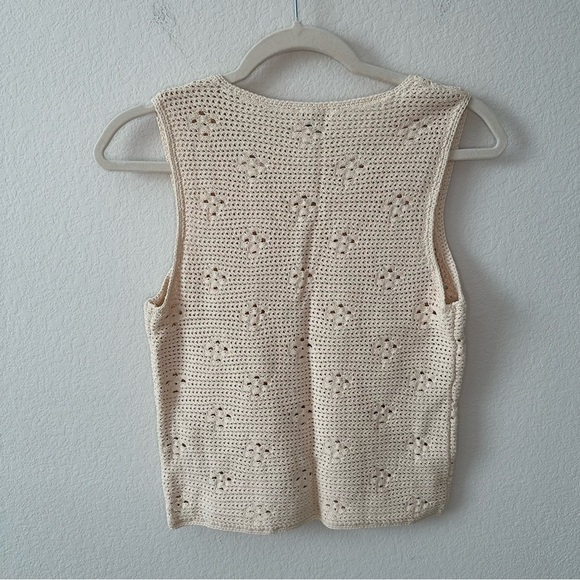 Sandro Crochet Knit Vest with Floral Detail Beige Ecru SZ 1 US 4 S - Picture 9 of 10